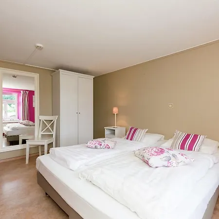 Spacious Holiday In Faymonville Near Ski Lift וואימס